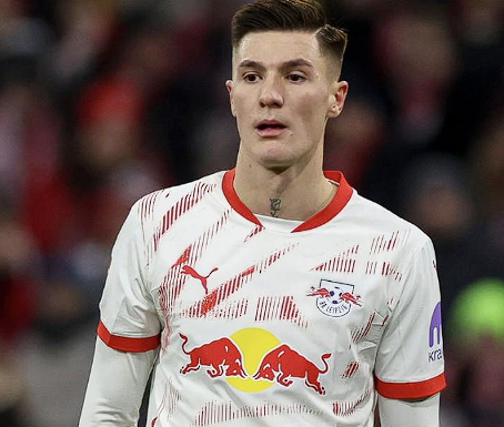 英超第24轮：曼联绝杀富勒姆，卡里克盛赞舍什科闪耀时刻