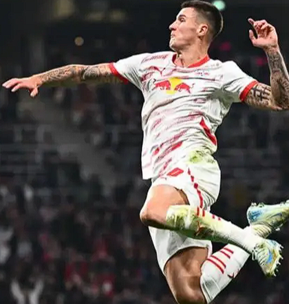 英超第24轮：曼联绝杀富勒姆，卡里克盛赞舍什科闪耀时刻